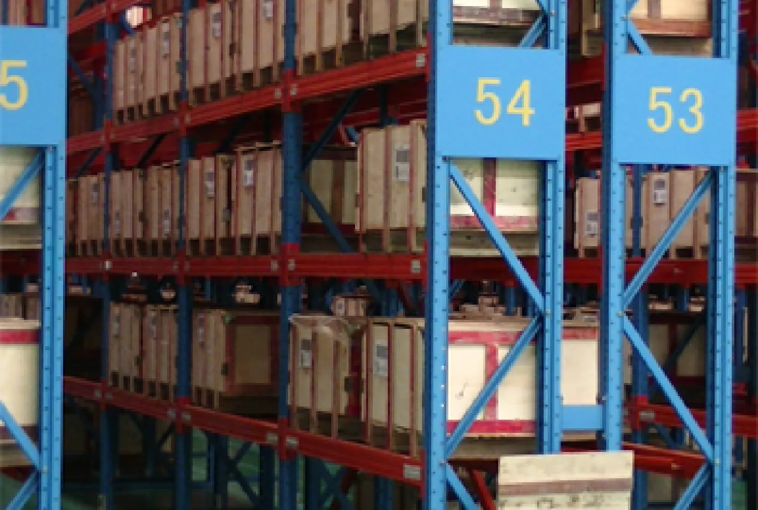 工場内部での商品管理